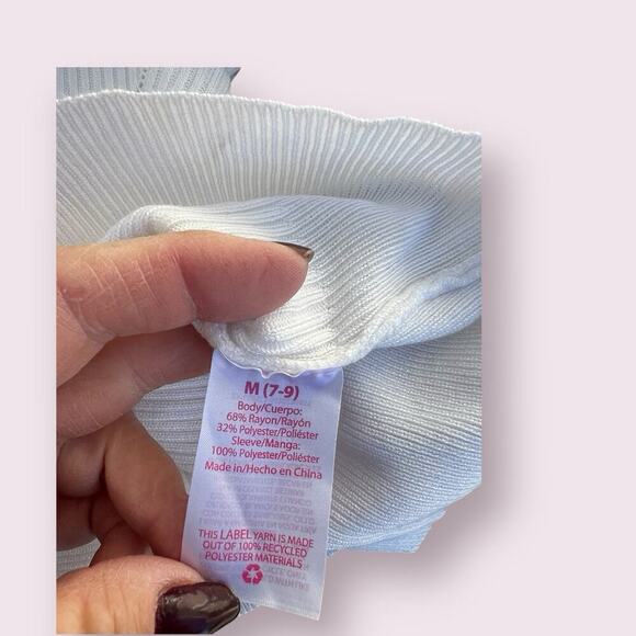 White sweater with sheer tufted sleeves.  Women's size 7-9 - Picture 4 of 9